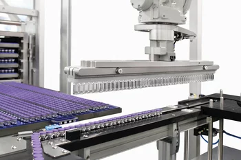 3D vision system positioning vaccine vials for robotic handling.