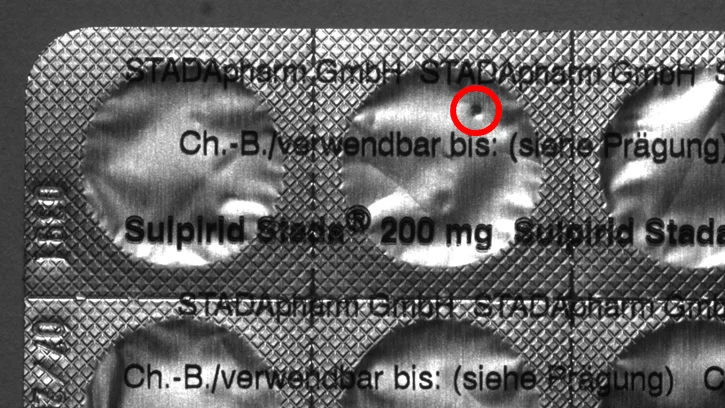 Software-based surface inspection identifies various types of defects on materials.